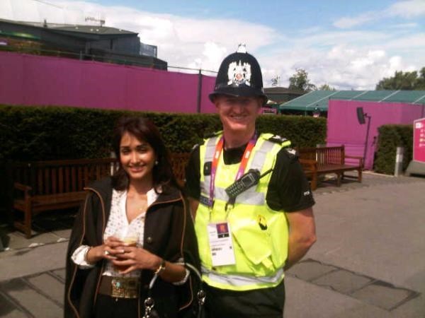  ಜಿಯಾ ಖಾನ್‌ ಟ್ವೀಟರ್‌ ಫೋಟೋಗಳು