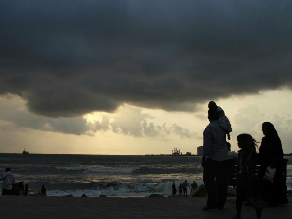  ವರುಣನ ಆರ್ಭಟ,ಮುಂಬೈ ತತ್ತರ