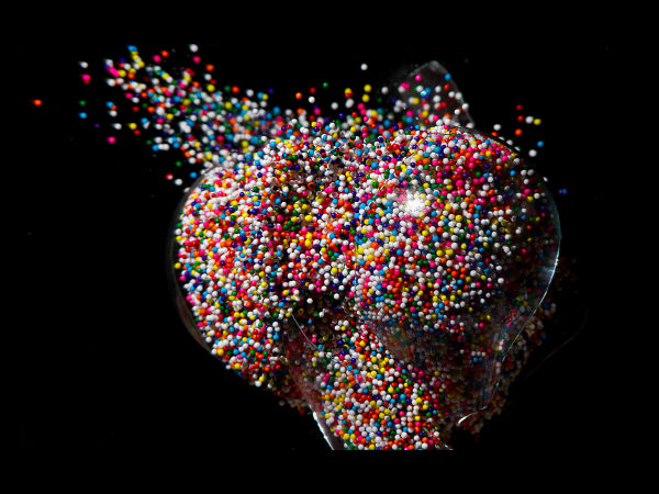 ಲೈಟ್ ಬಲ್ಬ್ ಸಿಡಿದಾಗ ಲೈಟ್ ಬಲ್ಬ್ ಸಿಡಿದಾಗ