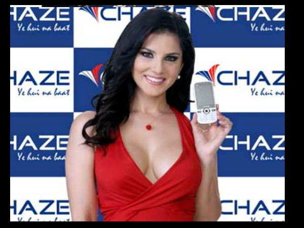 ಟೆಕ್ ಜಾಹೀರಾತಿನಲ್ಲಿ ಬಾಲಿವುಡ್ ಸೆಲಬ್ರಿಟಿಗಳು ಟೆಕ್ ಜಾಹೀರಾತಿನಲ್ಲಿ ಬಾಲಿವುಡ್ ಸೆಲಬ್ರಿಟಿಗಳು