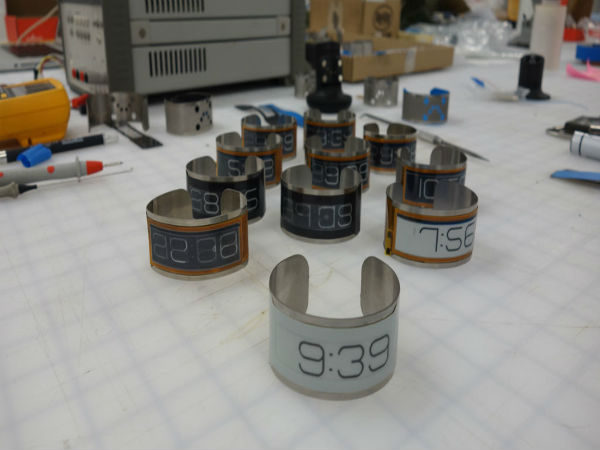 ವಿಶ್ವದ ಅತಿ ತೆಳ್ಳಗಿನ ಕೈಗಡಿಯಾರ ವಿಶ್ವದ ಅತಿ ತೆಳ್ಳಗಿನ ಕೈಗಡಿಯಾರ