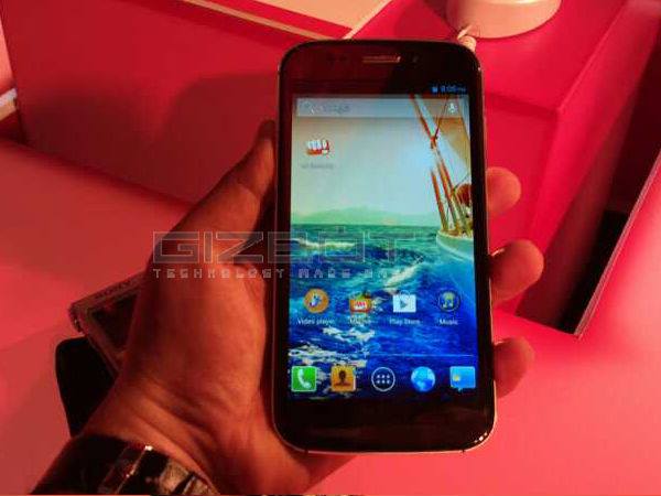 ಮೈಕ್ರೋಮ್ಯಾಕ್ಸ್‌ ಕ್ಯಾನ್‌ವಾಸ್ 4 ಸ್ಮಾರ್ಟ್‌ಫೋನ್‌ ಬಿಡುಗಡೆ