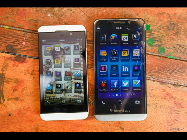 ಬ್ಲ್ಯಾಕ್ಬೆರಿ ಎ10 ವರ್ಸ್ಸ್ ಬ್ಲ್ಯಾಕ್ಬೆರಿ ಝಡ್ 10 ಬ್ಲ್ಯಾಕ್ಬೆರಿ ಎ10 ವರ್ಸ್ಸ್ ಬ್ಲ್ಯಾಕ್ಬೆರಿ ಝಡ್ 10