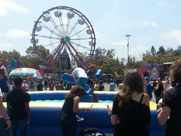   ಫೇಸ್‌‌ಬುಕ್‌ ಪಾರ್ಟಿ‌