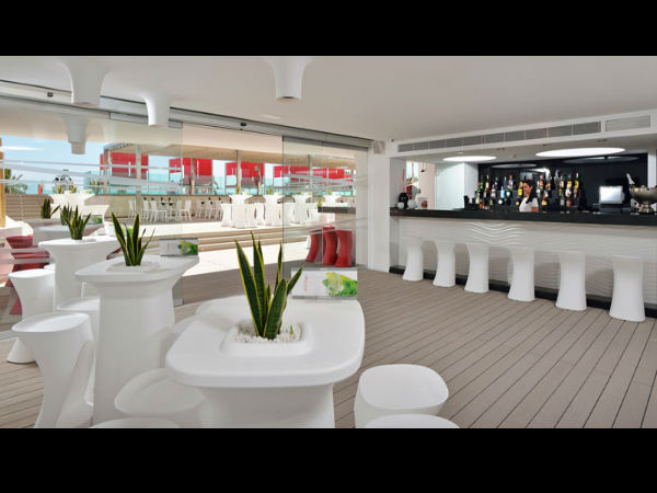  ವಿಶ್ವದ ಪ್ರಪ್ರಥಮ ಟ್ವೀಟರ್‌ ಹೋಟೆಲ್‌ ಆರಂಭ