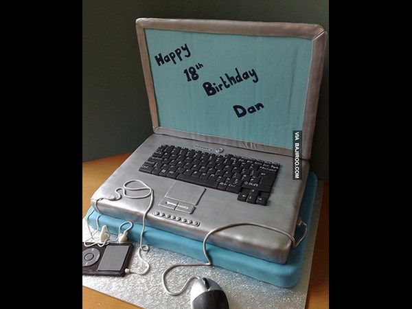 ಬಗೆ ಬಗೆಯ ಲ್ಯಾಪ್ಟಾಪ್ ಕೇಕ್ಗಳು ಇಲ್ಲಿವೆ ನೋಡಿ ಬಗೆ ಬಗೆಯ ಲ್ಯಾಪ್ಟಾಪ್ ಕೇಕ್ಗಳು ಇಲ್ಲಿವೆ ನೋಡಿ