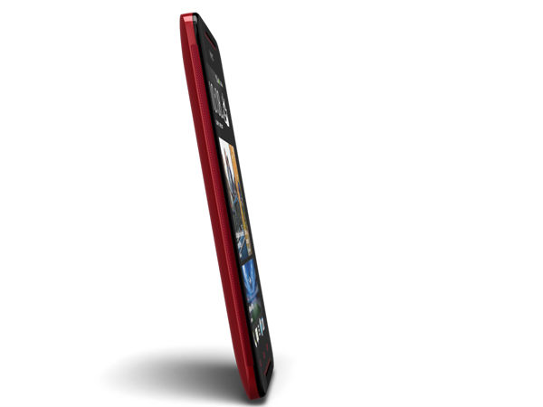  ಎಚ್‌ಟಿಸಿ ದುಬಾರಿ ಬೆಲೆಯ ಸ್ಮಾರ್ಟ್‌ಫೋನ್‌ ಆನ್‌ಲೈನಲ್ಲಿ ಲಭ್ಯ