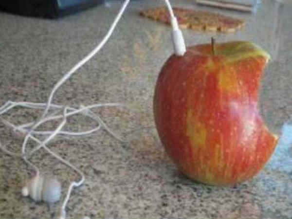  ಫನ್ನಿ ಫನ್ನಿ ಆಪಲ್‌ ಲೋಗೋ