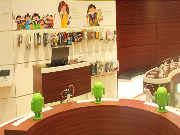  ಬೆಂಗಳೂರು ನೋಯ್ಡಾದಲ್ಲಿ ದೇಶದ ಪ್ರಥಮ ಆಂಡ್ರಾಯ್ಡ್‌ ಮಳಿಗೆ ಆರಂಭ