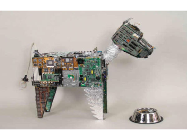  ಇ ತ್ಯಾಜ್ಯದಿಂದ ತಯಾರಾದ ಸುಂದರ ಕಲಾಕೃತಿಗಳು