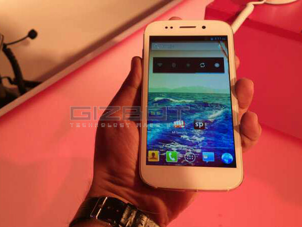 ಮೈಕ್ರೋಮ್ಯಾಕ್ಸ್‌ ಕ್ಯಾನ್‌ವಾಸ್ 4