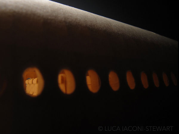   ಪೇಪರ್‌ನಲ್ಲೇ ಏರ್‌ ಇಂಡಿಯಾ ವಿಮಾನ ನಿರ್ಮಿಸಿದ  ವಿದ್ಯಾರ್ಥಿ