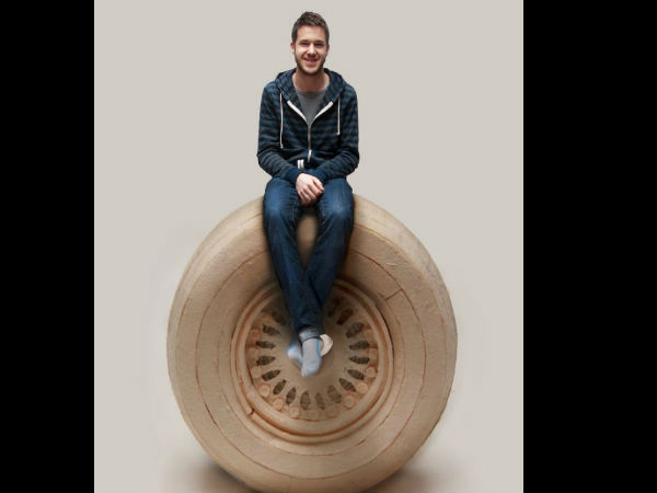   ಪೇಪರ್‌ನಲ್ಲೇ ಏರ್‌ ಇಂಡಿಯಾ ವಿಮಾನ ನಿರ್ಮಿಸಿದ  ವಿದ್ಯಾರ್ಥಿ