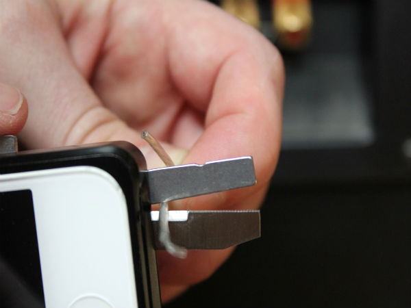  ಮಲ್ಟಿ ಪರ್ಪಸ್‌ ಐಫೋನ್‌ ಕೇಸ್‌