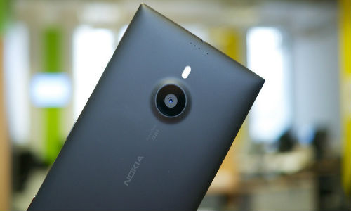 ಹೊಸ ನೋಕಿಯಾ ಫೋನ್ನಲ್ಲಿ ಬರಲಿದೆ ಆಂಡ್ರಾಯ್ಡ್ ಹೊಸ ನೋಕಿಯಾ ಫೋನ್ನಲ್ಲಿ ಬರಲಿದೆ ಆಂಡ್ರಾಯ್ಡ್