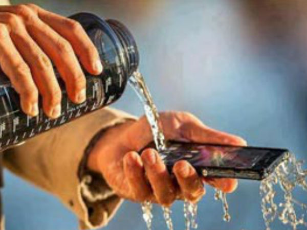 ಸ್ಮಾರ್ಟ್ಫೋನ್ ಕುರಿತು ನೀವು ಅರಿಯದ 20 ರಹಸ್ಯಗಳು ಸ್ಮಾರ್ಟ್ಫೋನ್ ಕುರಿತು ನೀವು ಅರಿಯದ 20 ರಹಸ್ಯಗಳು