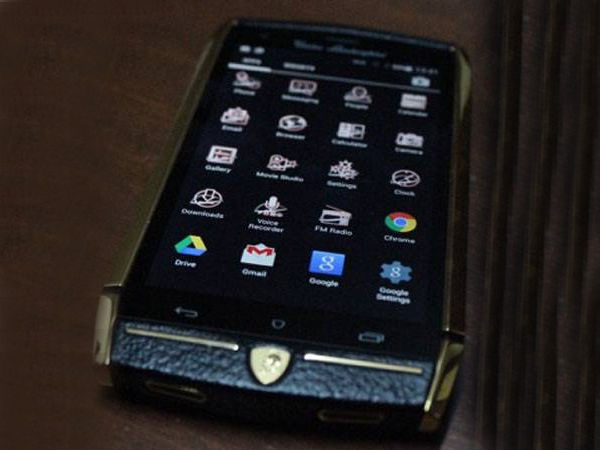 ಲ್ಯಾಂಬೋರ್ಗಿನಿ ಸ್ಮಾರ್ಟ್‌ಫೋನ್ ಮಾರುಕಟ್ಟೆಗೆ