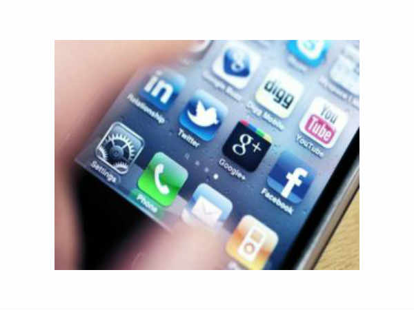 ಫೀಚರ್‌ಗಳನ್ನು ಎರಡು ಬಾರಿ ಪರಿಶೀಲಿಸಿ