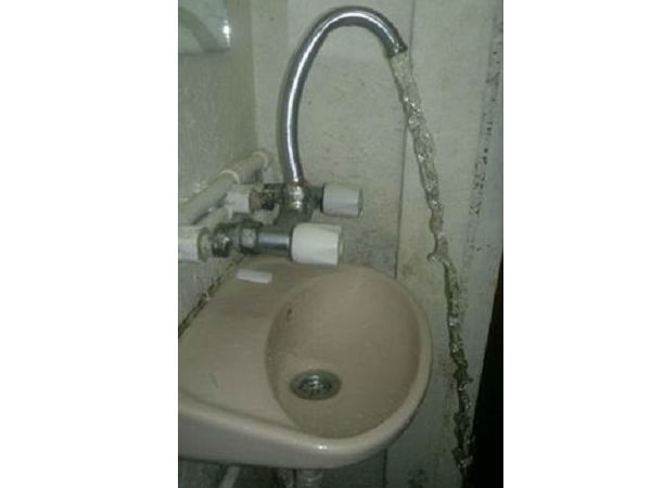 ಎಲ್ಲೋ ತಪ್ಪಾಗಿದೆ