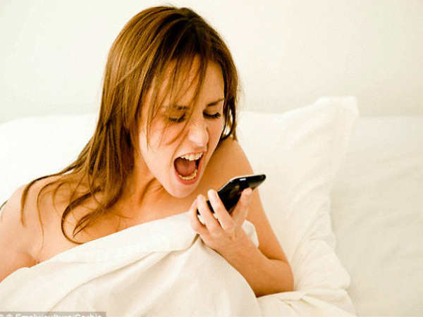 ಕಿರುಚಿ ಫೋನ್ ಚಾರ್ಜ್ ಮಾಡಿ ಕಿರುಚಿ ಫೋನ್ ಚಾರ್ಜ್ ಮಾಡಿ