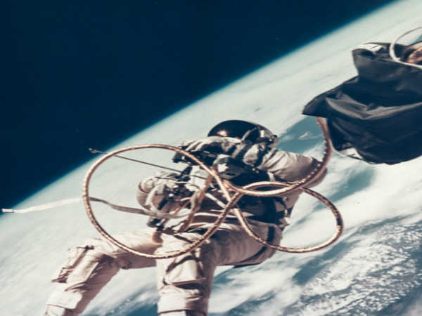 ಸ್ಪೇಸ್ ವಾಕ್ ಸೆಲ್ಫಿ