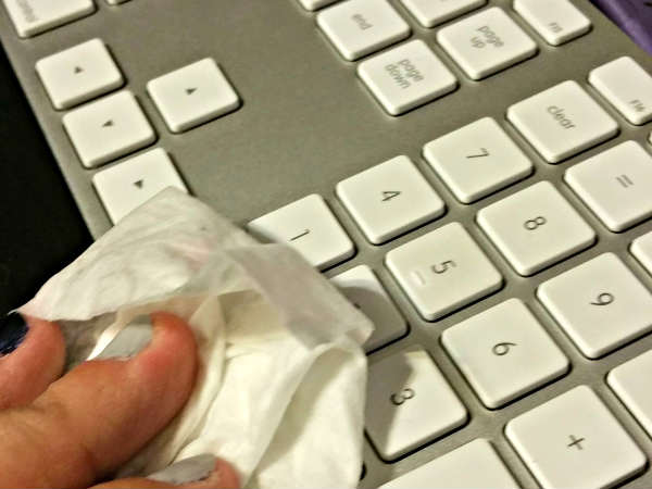 ಬೇಬಿ ವೈಪ್