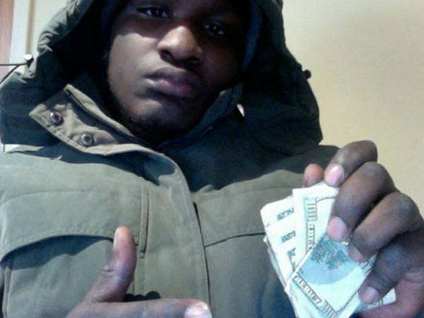 ಸೆಲ್ಫಿ ಪೋಸ್ಟ್ ಮಾಡಿ ಸಿಕ್ಕಿಬಿದ್ದ