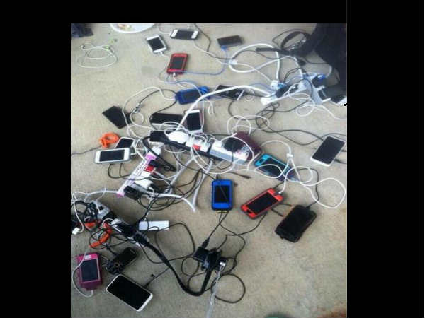 ಫೋನ್ ಇದ್ದಾಗ ಜೀವನ