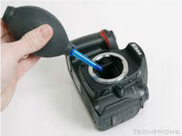 ಕ್ಯಾಮೆರಾ ಬ್ಲೊಬರ್‌