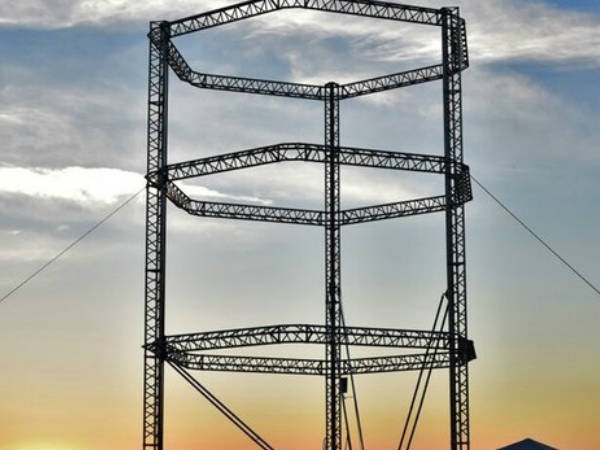 ಕಾರ್ಮಿಕರಿಲ್ಲದೆ ಮನೆ ಕಟ್ಟಿ 