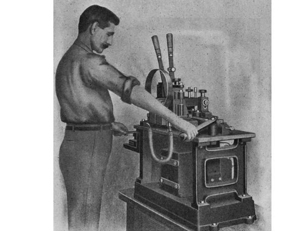 ಎಲಿಹು ಥಾಮ್ಸನ್ -ಇಲೆಕ್ಟ್ರಿಕ್‌ ವೆಲ್ಡಿಂಗ್‌ 