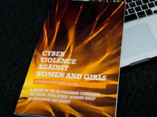ಮಹಿಳೆ ಮತ್ತು ಹುಡುಗಿಯರ ಸೈಬರ್‌ ಹಿಂಸೆಯ ವರದಿ
