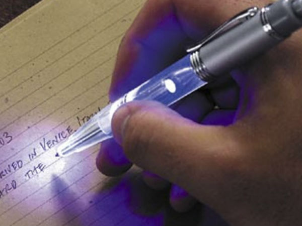 ರಾತ್ರಿ ವೇಳೆಯ ಎಲ್‌ಇಡಿ ಪೆನ್