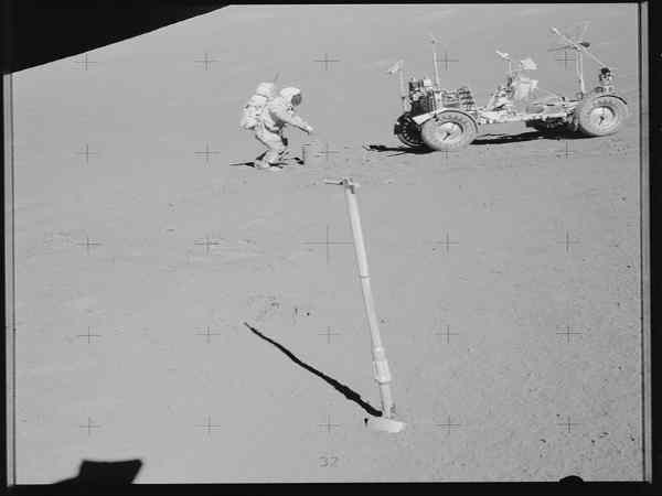 ಗಗನಯಾತ್ರಿಗಳ ಸಂಶೋಧನಾ ಚಟುವಟಿಕೆಗಳ ಚಿತ್ರ ಸೆರೆಹಿಡಿಯಲಾಗಿದೆ.