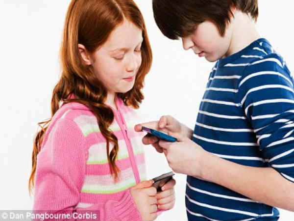 ಹುಡುಗಿಯರ ಶಾಲೆಯ ಅಂಕಗಳ ಮೇಲೆ ಪರಿಣಾಮ ಹುಡುಗಿಯರ ಶಾಲೆಯ ಅಂಕಗಳ ಮೇಲೆ ಪರಿಣಾಮ