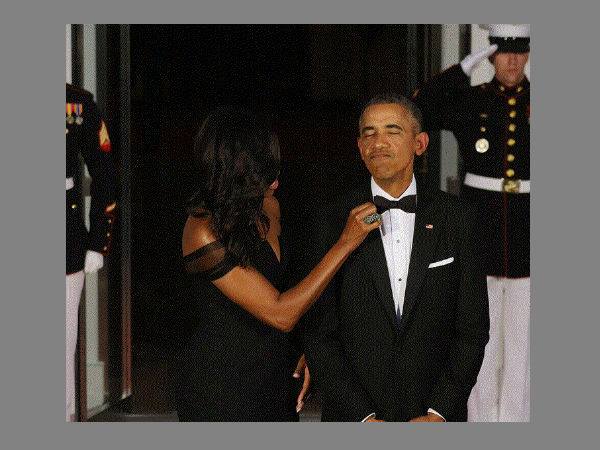 ಟೈ ಸರಿ ಮಾಡುತ್ತಿರುವುದನ್ನೇ ಟೈ ತಿರುಗಿಸುತ್ತಿರುವಂತೆ ಮಾಡಿರುವುದು