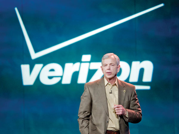 ಲೋವೆಲ್ ಮೆಕ್ಡ್ಯಾಮ್ ಲೋವೆಲ್ ಮೆಕ್ಡ್ಯಾಮ್