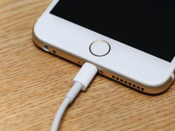 ಫೋನ್ ಚಾರ್ಜ್ ಫೋನ್ ಚಾರ್ಜ್