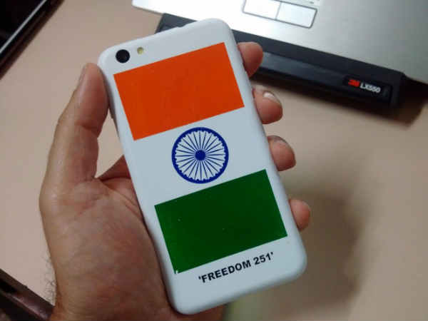  50 ಲಕ್ಷ  Freedom 251 ಆಮದು 