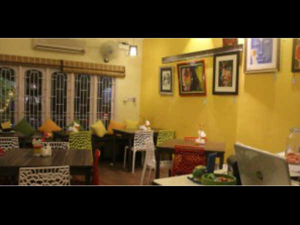 ಆರ್ಟ್ ಬ್ಲೆಂಡ್ ಕೆಫೆ (Art Blend Cafe) ಆರ್ಟ್ ಬ್ಲೆಂಡ್ ಕೆಫೆ (Art Blend Cafe)