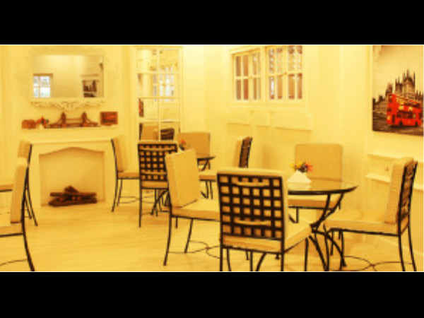 ದಿ ವೈಟ್ ರೂಮ್ (The White Room) ದಿ ವೈಟ್ ರೂಮ್ (The White Room)
