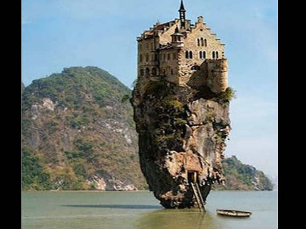 ಐರಿಶ್ ಮೌಂಟೆನ್ ಕ್ಯಾಸ್ಟಲ್