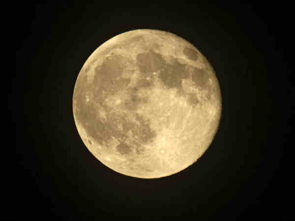 ಚಂದ್ರನ ಫೋಟೋ ಚಂದ್ರನ ಫೋಟೋ