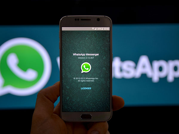 'Send a WhatsApp message' ಆಪ್ಶನ್ ಮೇಲೆ ಕ್ಲಿಕ್ ಮಾಡಿ 'Send a WhatsApp message' ಆಪ್ಶನ್ ಮೇಲೆ ಕ್ಲಿಕ್ ಮಾಡಿ