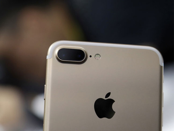  ಐಫೋನ್ 7 ಪ್ಲಸ್‌'ನಲ್ಲಿ ಡ್ಯುಯಲ್ ಕ್ಯಾಮೆರಾ ಸೆಟಪ್ 