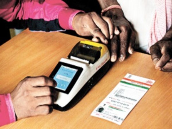 ಆಧಾರ್ ಕಾರ್ಡ್ ಆಧಾರಿತ ಹಣ ಪಾವತಿ ಸಿಸ್ಟಮ್ ಶೀಘ್ರದಲ್ಲಿ: UIDAI ಆಧಾರ್ ಕಾರ್ಡ್ ಆಧಾರಿತ ಹಣ ಪಾವತಿ ಸಿಸ್ಟಮ್ ಶೀಘ್ರದಲ್ಲಿ: UIDAI