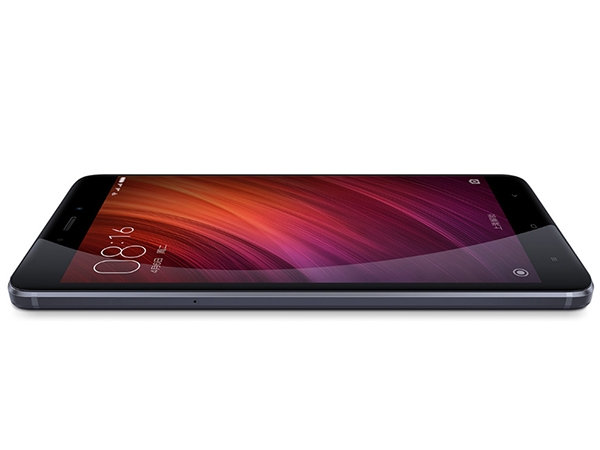 5.5 ಇಂಚಿನ ಹೆಚ್ ಡಿಸ್ಪ್ಲೇ! 5.5 ಇಂಚಿನ ಹೆಚ್ ಡಿಸ್ಪ್ಲೇ!