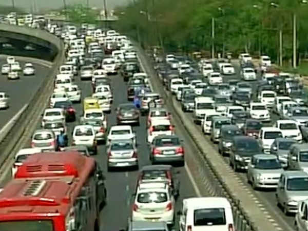 10 ಸಾವಿರ ಟ್ಯಾಕ್ಸಿಗಳು!! 10 ಸಾವಿರ ಟ್ಯಾಕ್ಸಿಗಳು!!