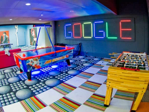 ಗೂಗಲ್ ಕಛೇರಿಯಲ್ಲಿ ಇಂಡೋರ್ ಗೇಮಿಂಗ್: 