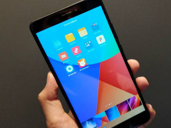 ಮೈ ಮ್ಯಾಕ್ಸ್ 2 ಡಿಸ್‌ಪ್ಲೇ ಹೇಗಿದೆ? 